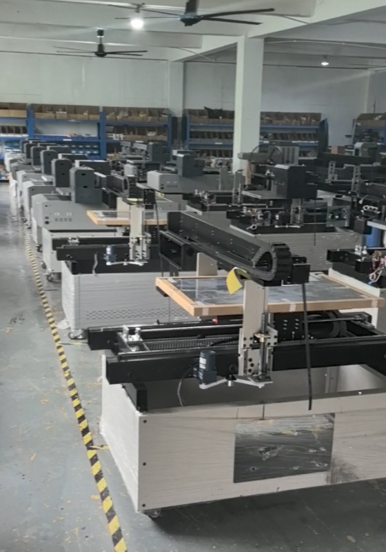 UV平板打印机车间